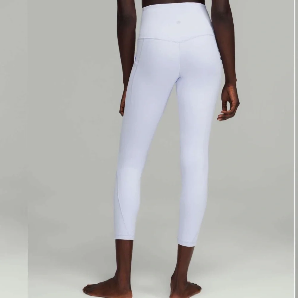 lululemon athletica stylish light